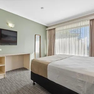 Econo Dockside Glenelg Lodge Adelaide